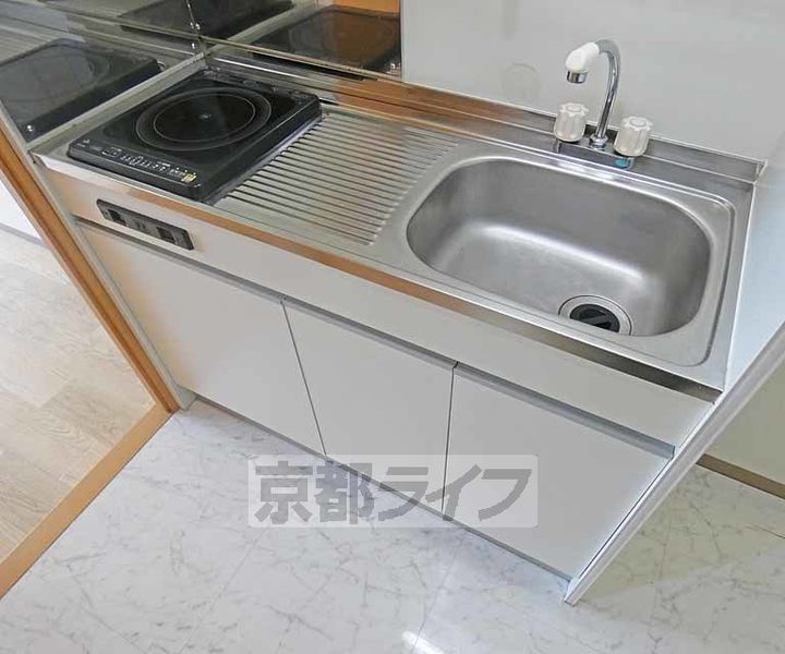 フリーデンハイムキタ409のキッチン