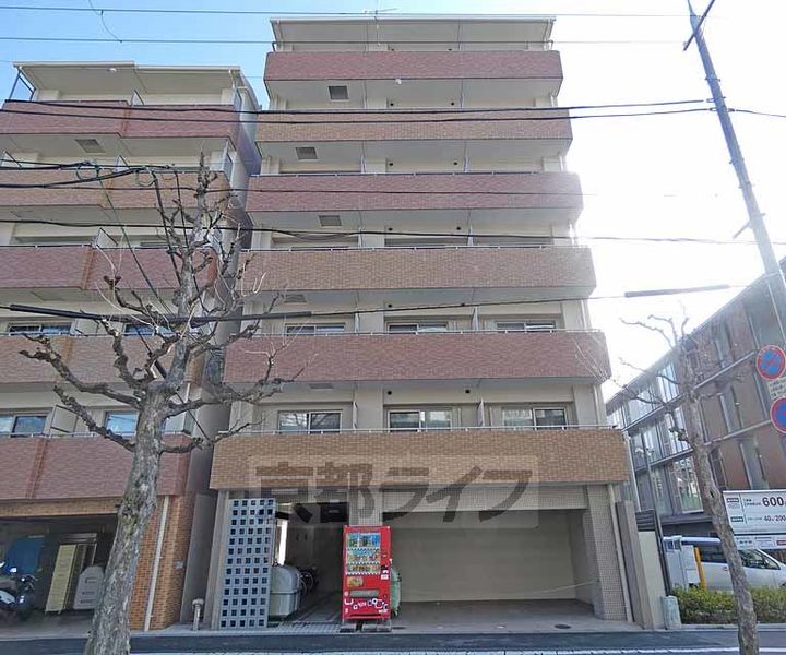 京都府京都市北区平野宮本町の賃貸マンションの外観