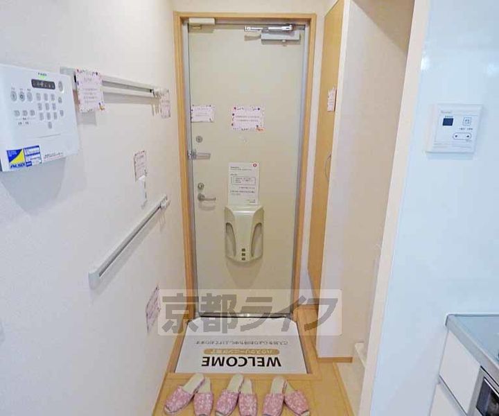 京都府京都市北区紫竹北栗栖町の賃貸アパートの玄関