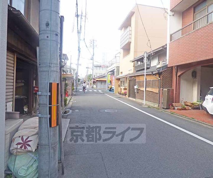 Requie大将軍103の周辺