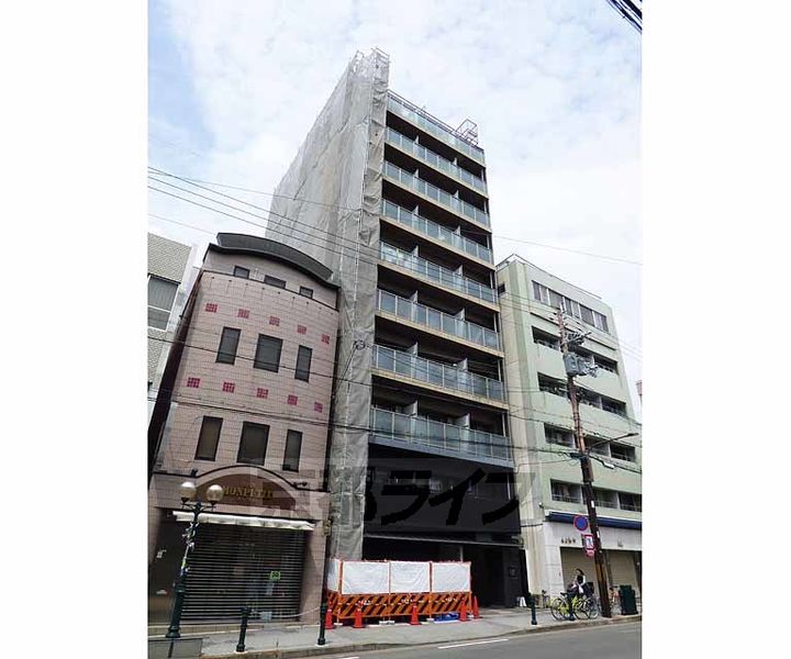 京都府京都市上京区千本通一条上る泰童片原町の賃貸マンションの外観