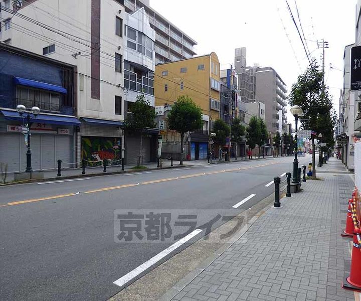 京都府京都市上京区千本通一条上る泰童片原町の賃貸マンションの周辺