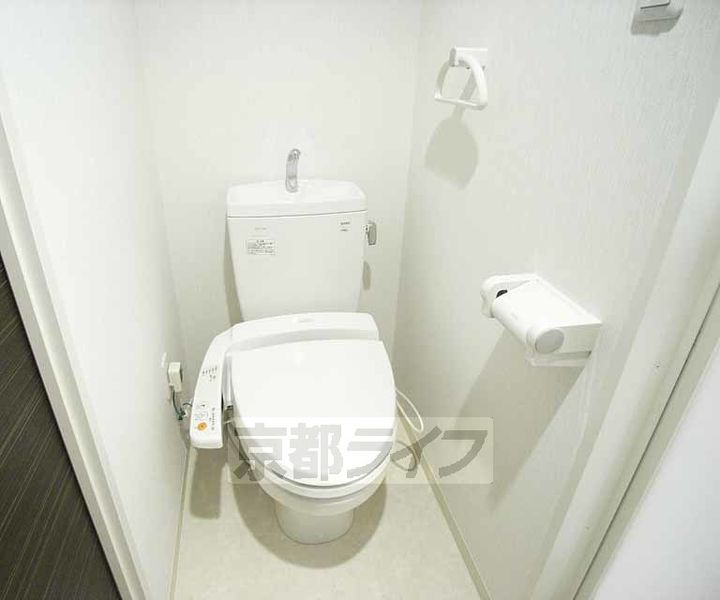 京都府京都市上京区千本通一条上る泰童片原町の賃貸マンションの内装