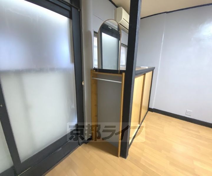 京都府京都市北区上賀茂池端町の賃貸マンションの内装