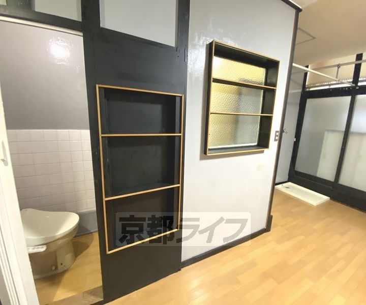 京都府京都市北区上賀茂池端町の賃貸マンションの内装
