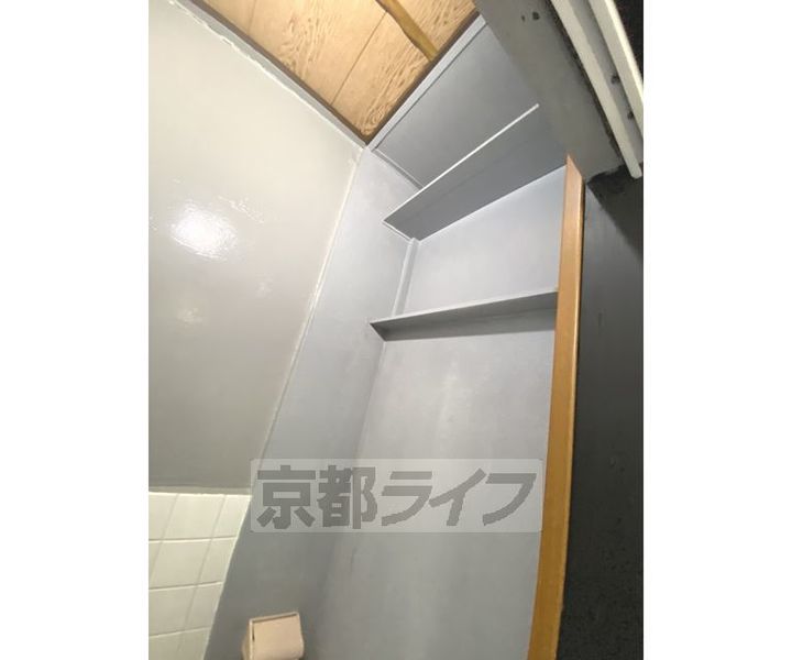 京都府京都市北区上賀茂池端町の賃貸マンションの内装