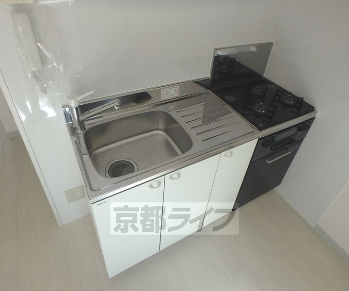 京都府京都市北区西賀茂神光院町の賃貸アパートのキッチン