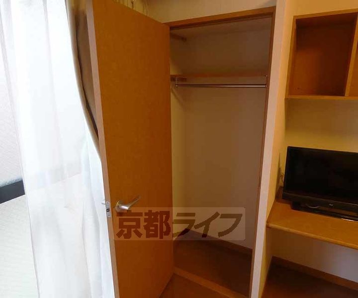 レオパレス二条城北の内装