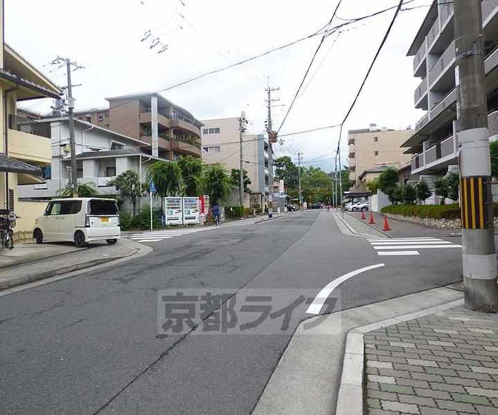 京都府京都市北区平野鳥居前町の賃貸マンションの周辺