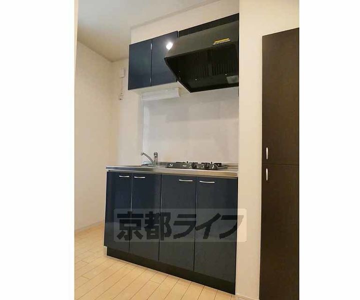 メゾン上七軒103のキッチン