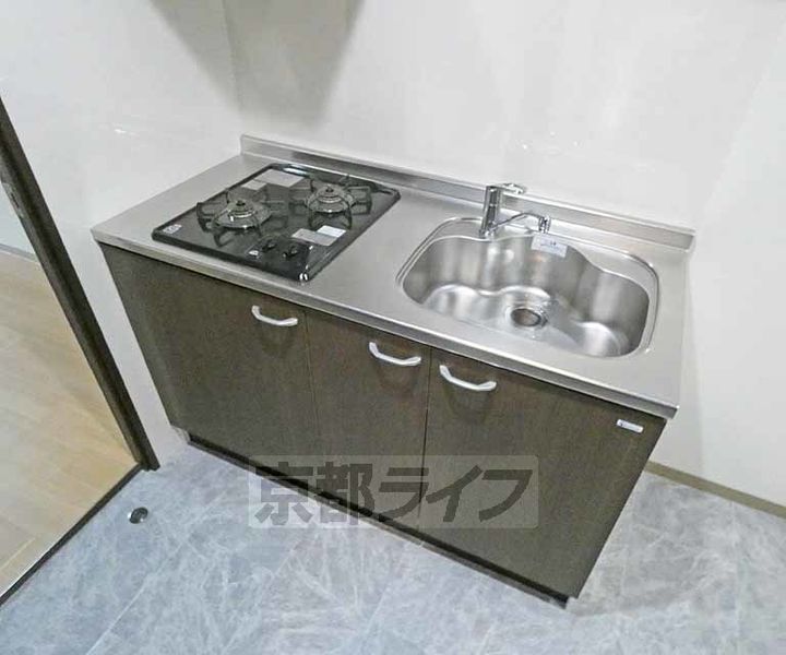 京都府京都市下京区鍛冶屋町の賃貸マンションのキッチン