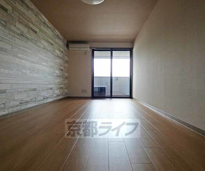 京都府京都市下京区鍛冶屋町の賃貸マンションの居間