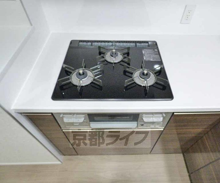 京都府京都市上京区堀川通寺之内上る寺之内竪町の賃貸マンションのキッチン