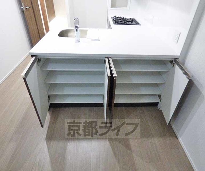 京都府京都市上京区堀川通寺之内上る寺之内竪町の賃貸マンションの内装
