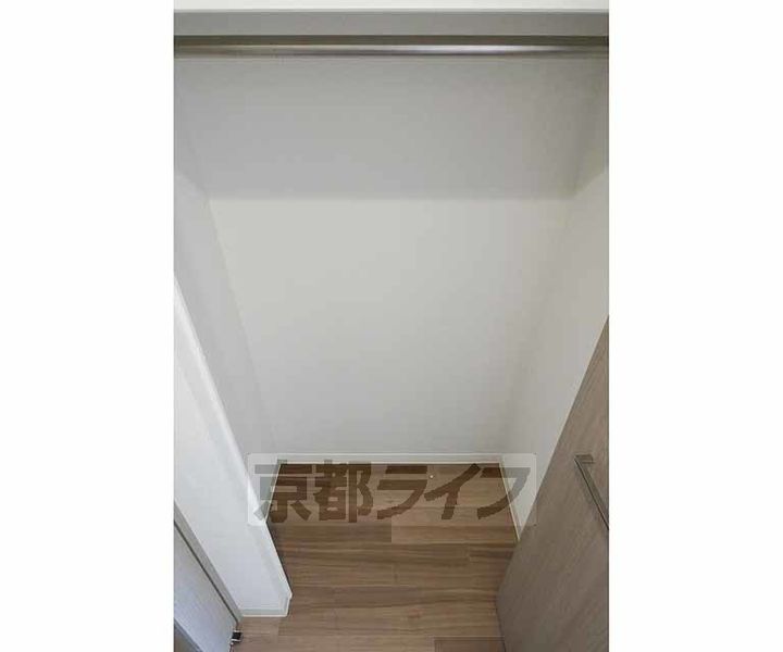 京都府京都市南区東九条西河辺町の賃貸マンションの内装