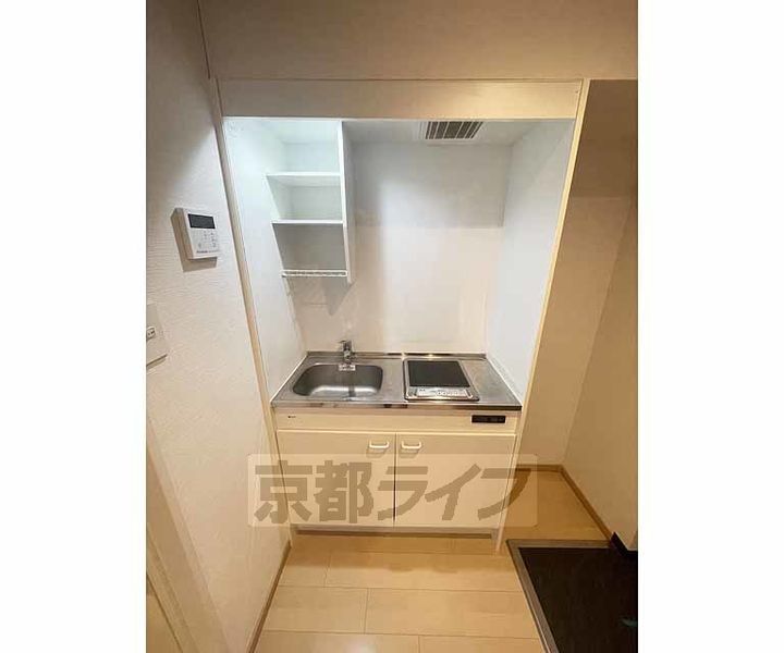 京都府京都市東山区本町12丁目の賃貸マンションのキッチン
