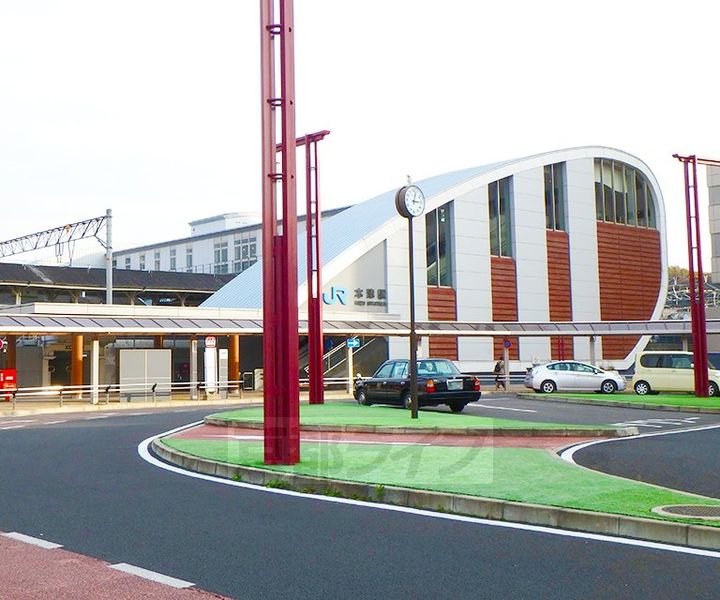 京都府木津川市木津町八ヶ坪の賃貸アパートの周辺