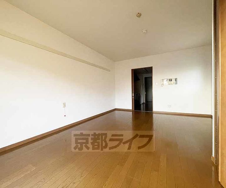 洛和ホーム 音羽の里の居間