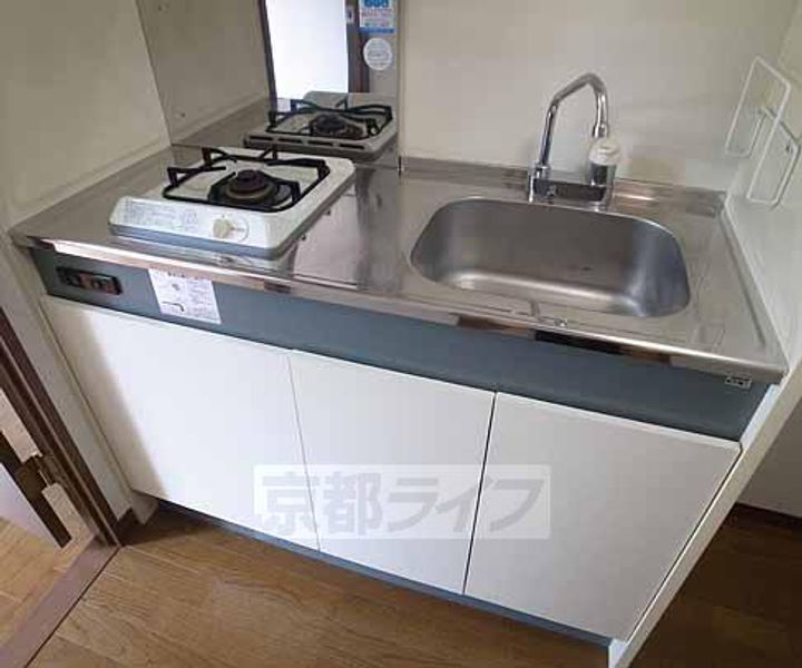 LACASA山科のキッチン