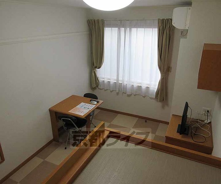 レオパレスアヴェンタージュの居間