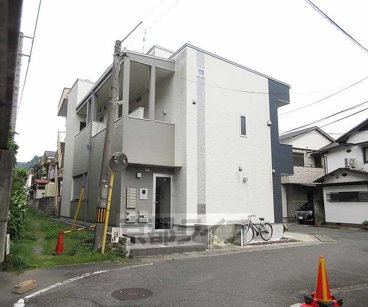 ハーモニーテラス四ノ宮川原町の外観