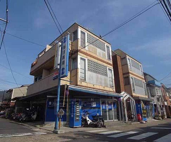 ラピスヤン東野201の外観