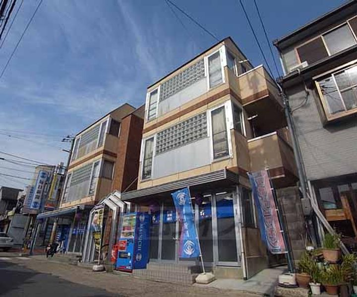 ラピスヤン東野201の外観