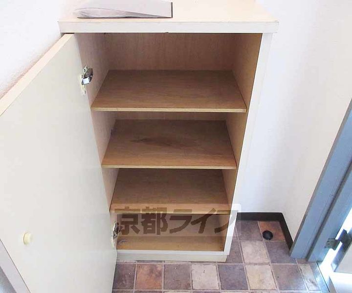 ラピスヤン東野202の内装