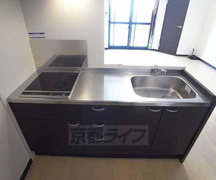 レオネクスト京都204のキッチン