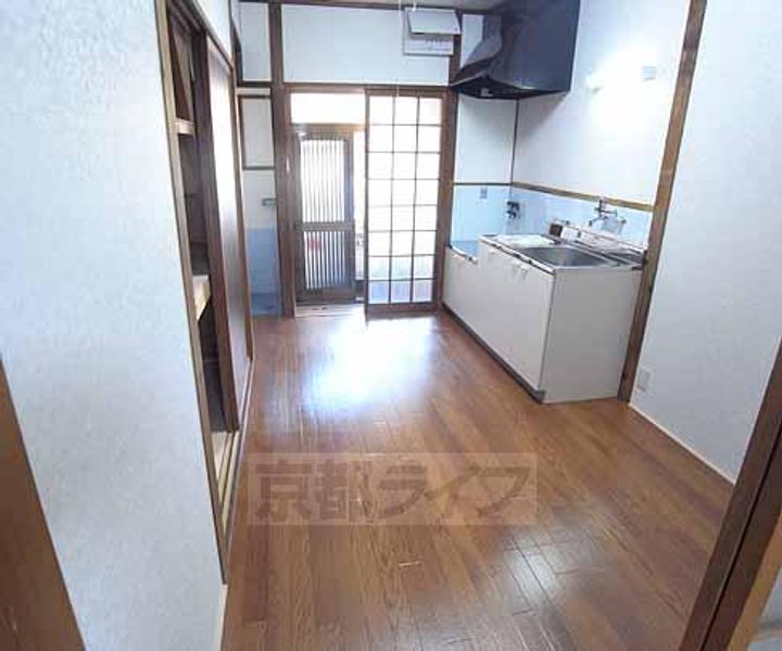 京都府京都市山科区東野南井ノ上町(一戸建)の賃貸物件の居間