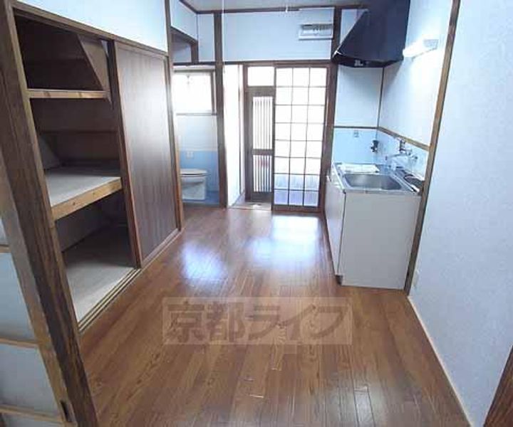 京都府京都市山科区東野南井ノ上町(一戸建)の賃貸物件の居間
