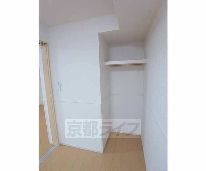 京都府京都市伏見区石田森東町の賃貸アパートの内装