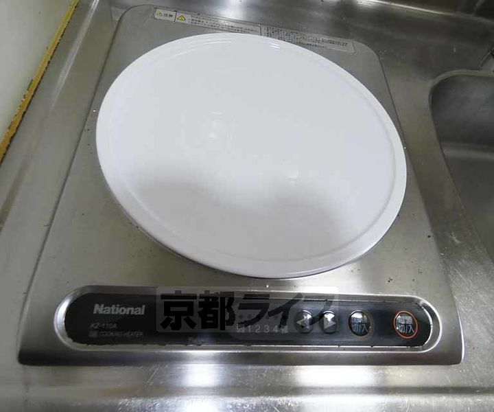 デトム・ワン四条大宮305のキッチン