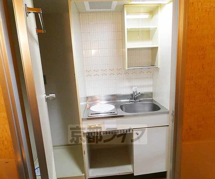 デトム・ワン四条大宮305のキッチン