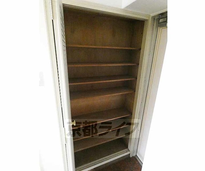 デトム・ワン四条大宮305の内装