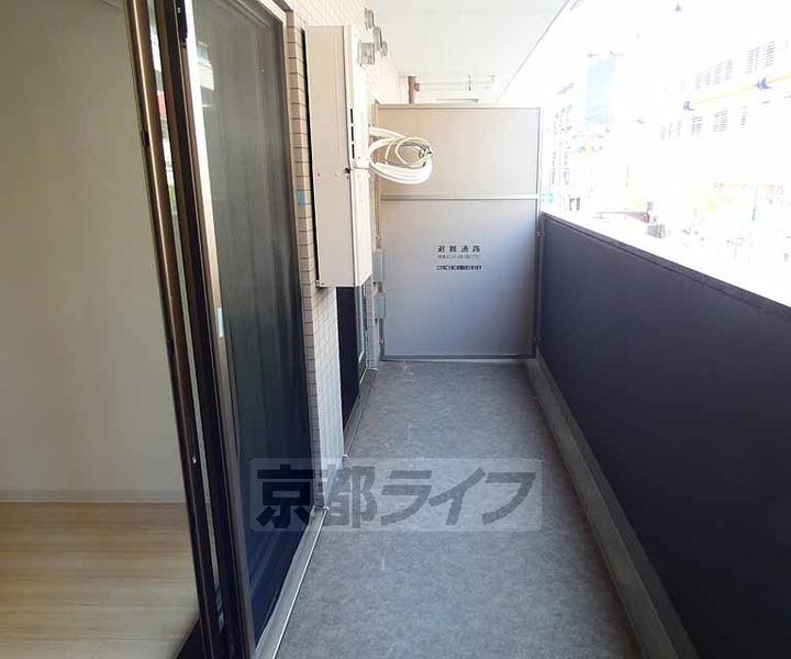 京都府京都市上京区千本通一条上る北伊勢殿構町の賃貸マンションの内装