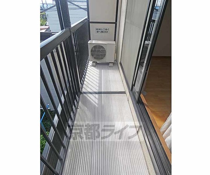 アズィールD棟201の内装