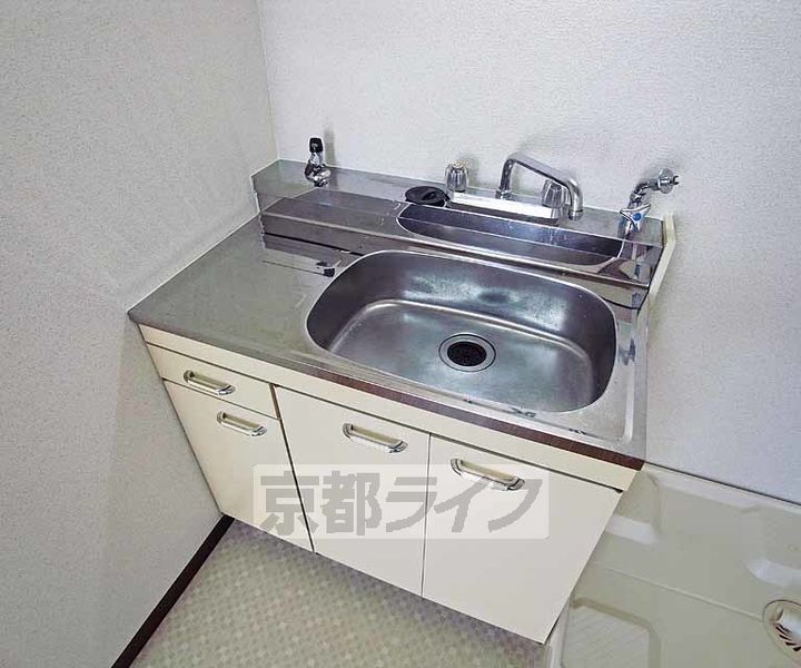 アベニールアサダ403のキッチン