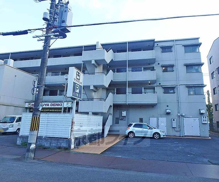 シルベーヌ北山409の外観