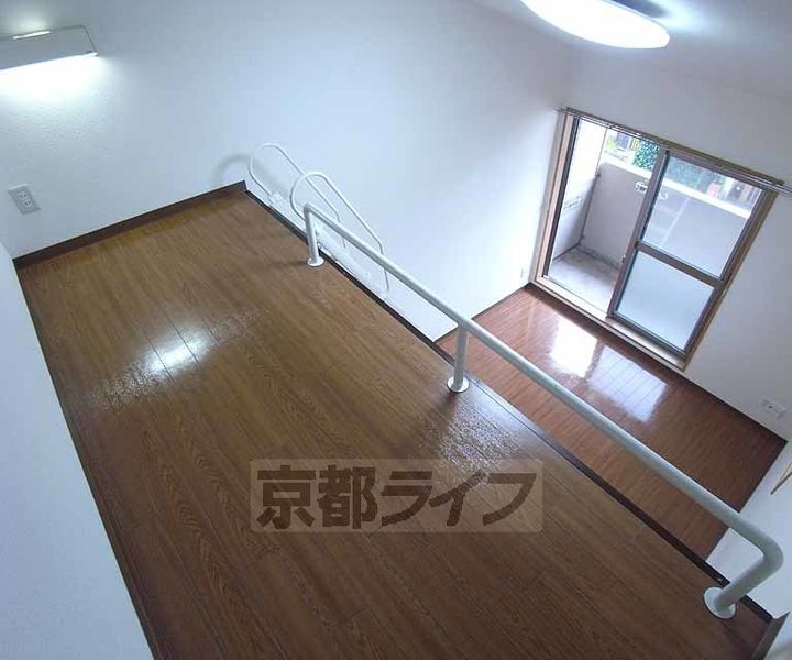 グランロード303の居間