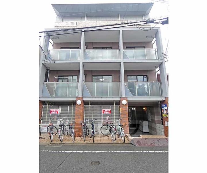 京都府京都市左京区吉田下大路町の賃貸マンションの外観