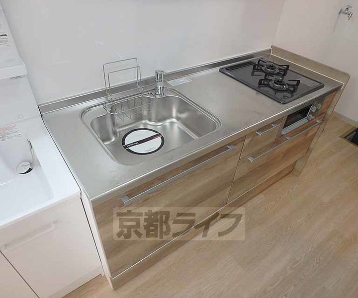 京都府京都市左京区北白川東平井町の賃貸アパートのキッチン