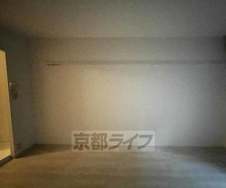 フレグランス上治207の居間