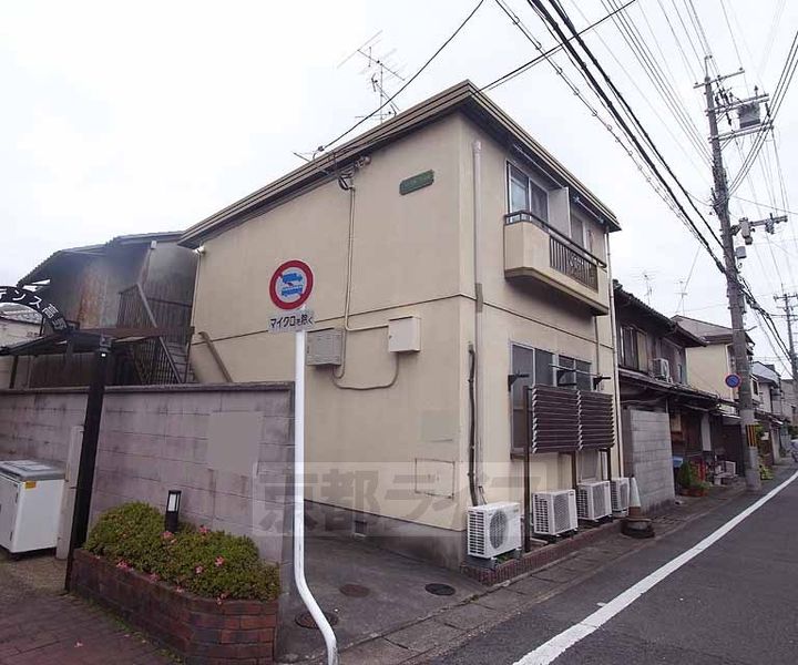 京都府京都市左京区高野泉町の賃貸アパートの外観