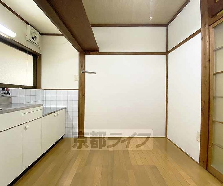 西野荘3のキッチン