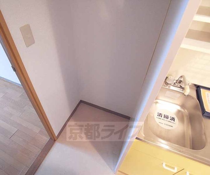 京都府京都市左京区高野清水町の賃貸マンションの内装