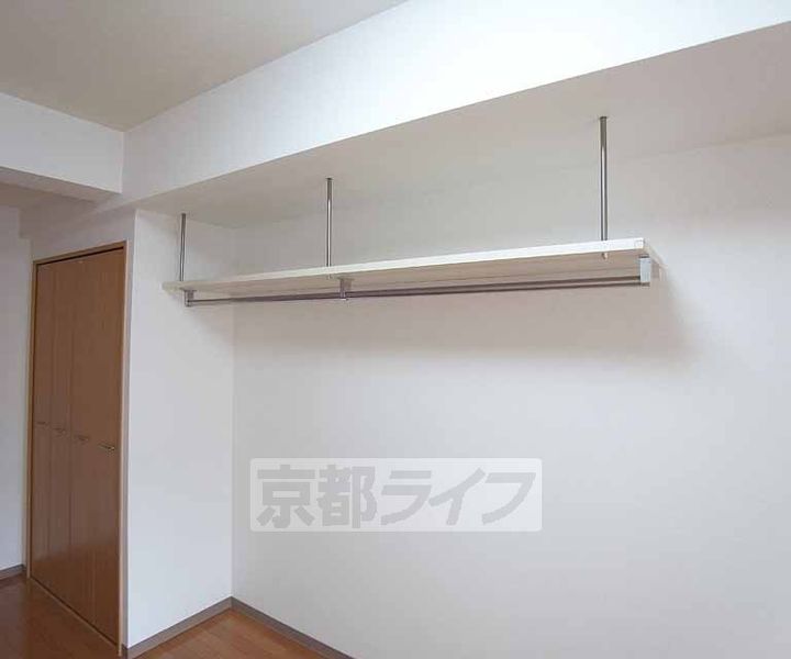 京都府京都市左京区高野清水町の賃貸マンションの内装