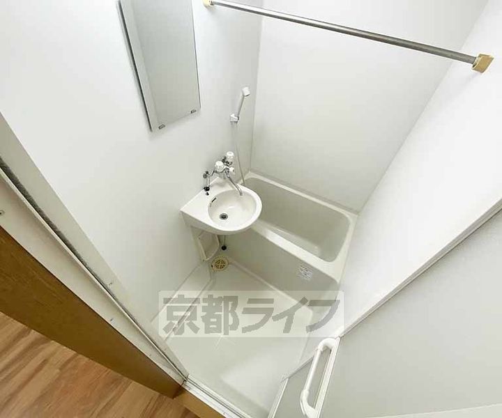 フラッツ帷子ノ辻の風呂