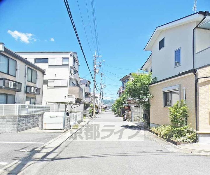 京都府京都市右京区嵯峨野西ノ藤町の賃貸アパートの周辺
