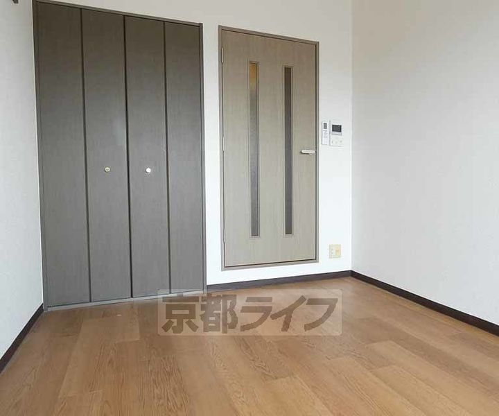 エステート南ビルの居間